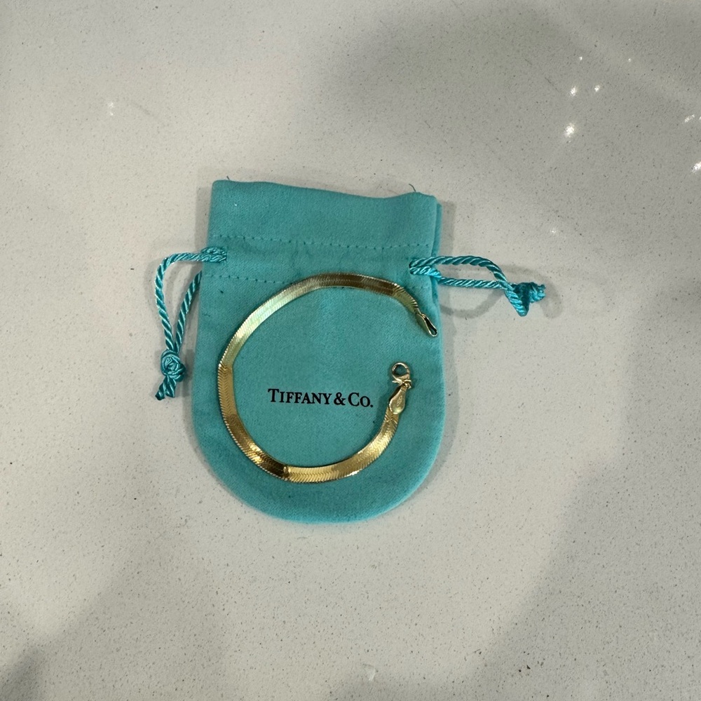 Ring Concierge Gold Accessories Collection -Herringbone Chain Bracelet